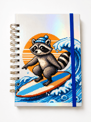 ChatGPT Image 8 may 2026, 05_43_18 p.m. (1) Cuaderno de Mapache Surfista Azul con Elastico